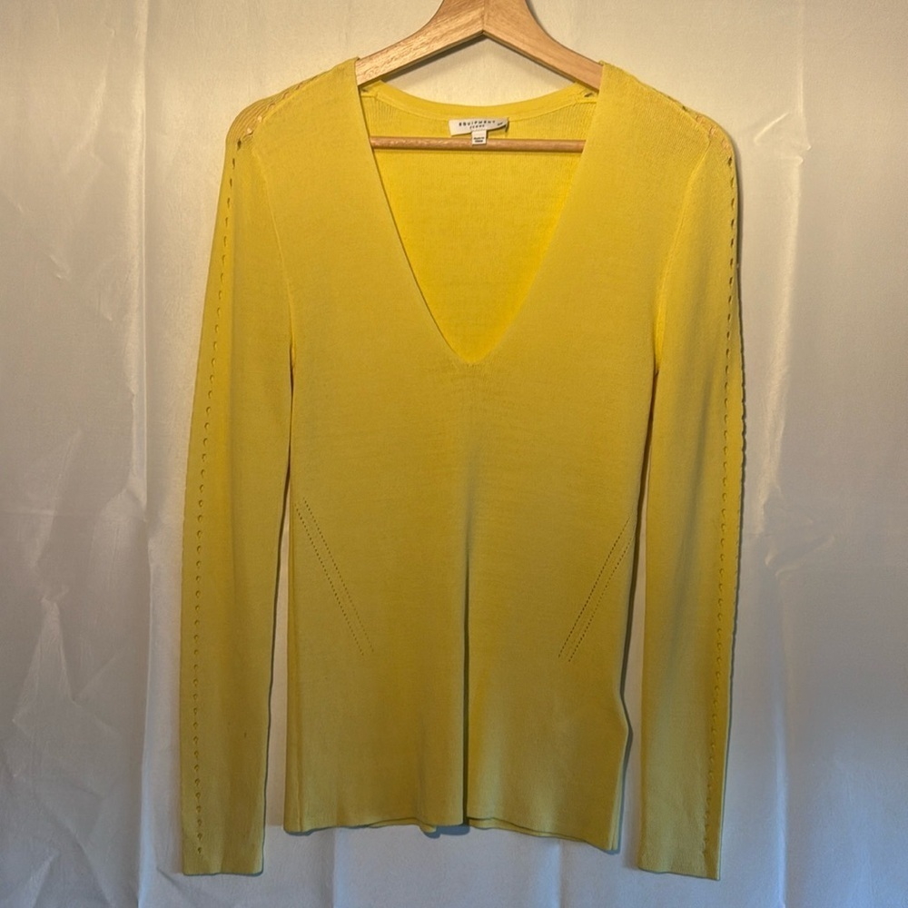 Equipment Myrian Sweater Yellow V Neck